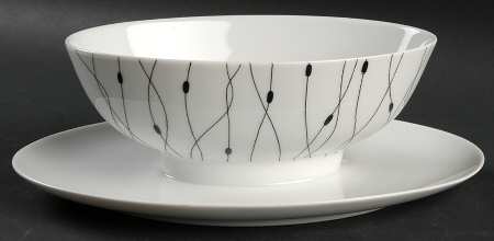 Fadenspiel Gravy Boat with Attached Underplate