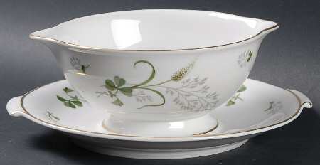 Fairfield Gravy Boat with Attached Underplate