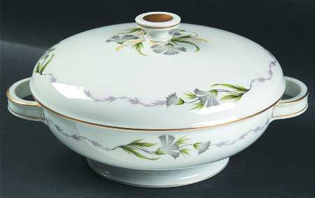 Fantasia Round Covered Vegetable