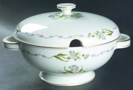 Fantasia Tureen &  Lid