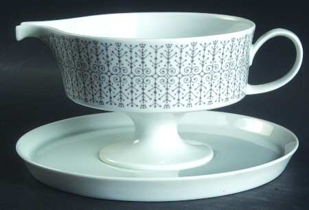 Filigree Gravy Boat & Underplate