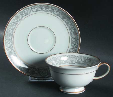 Florentine Gold (Aida) Footed Cup & Saucer Set