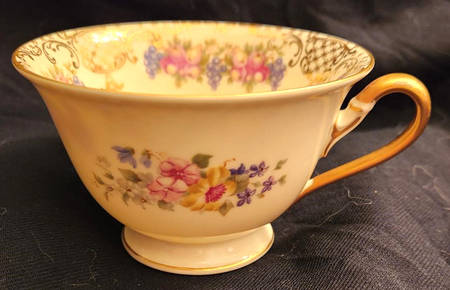 Floranada Footed Cup