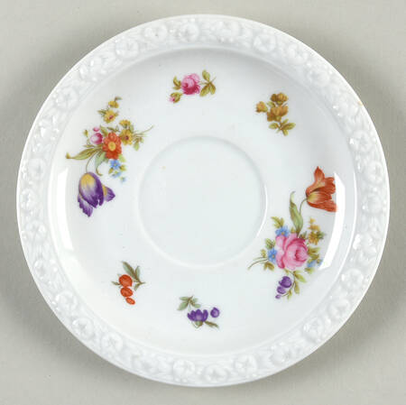 Flowers (Classic Stamp) Saucer for Footed Cup