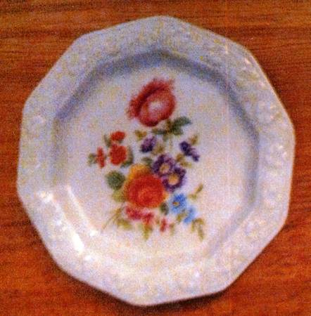 Flowers (Classic Stamp) Butter Pat