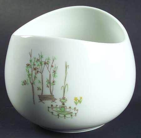 Fountain Court Gravy Boat