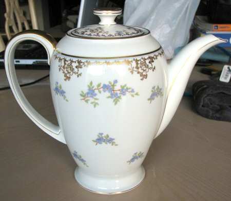 Forget Me Not Coffee Pot & Lid