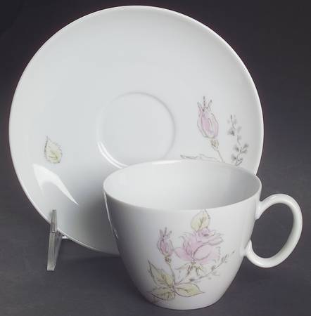 Fragrance Flat Cup & Saucer Set