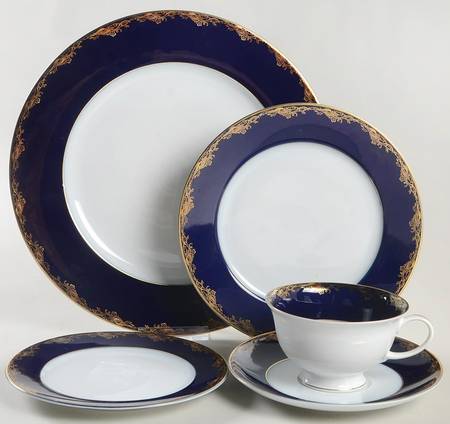 Frederick The Great 40 Piece Estate Set