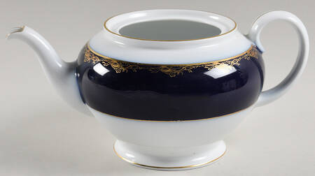 Frederick The Great Teapot No Lid