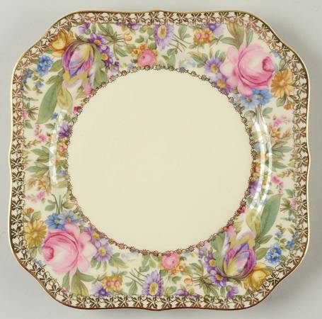 Garden Caprice (Scalloped Edge) Square Luncheon Plate