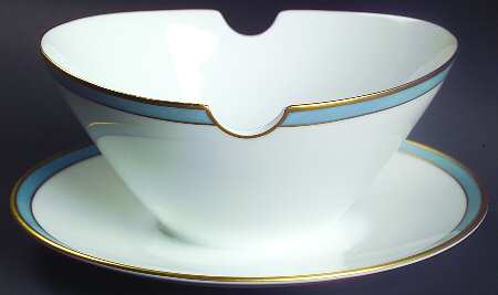 Gravy Boat with Attached Underplate