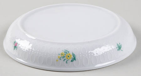 Garland (Multicolor, Romance) Trivet