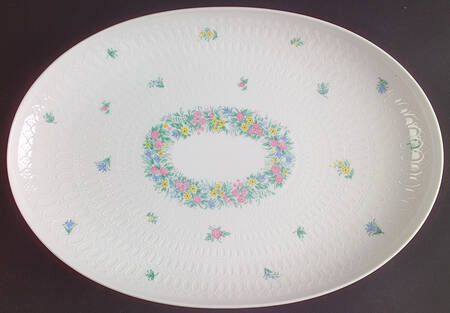 Garland (Multicolor, Romance) 13" Oval Serving Platter