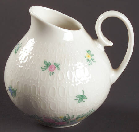 Garland (Multicolor, Romance) Individual Creamer