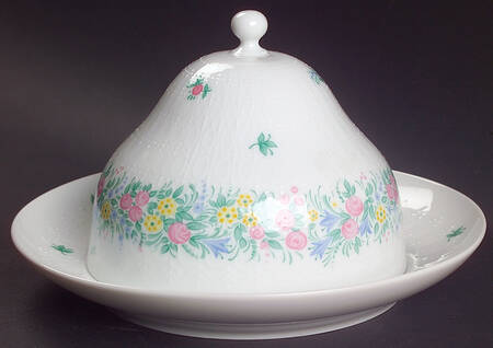 Garland (Multicolor, Romance) Round Covered Butter
