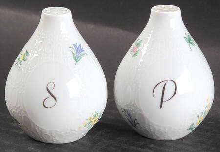 Garland (Multicolor, Romance) Salt & Pepper Set