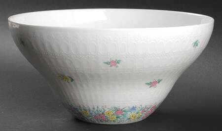 Garland (Multicolor, Romance) 8" Round Vegetable Bowl