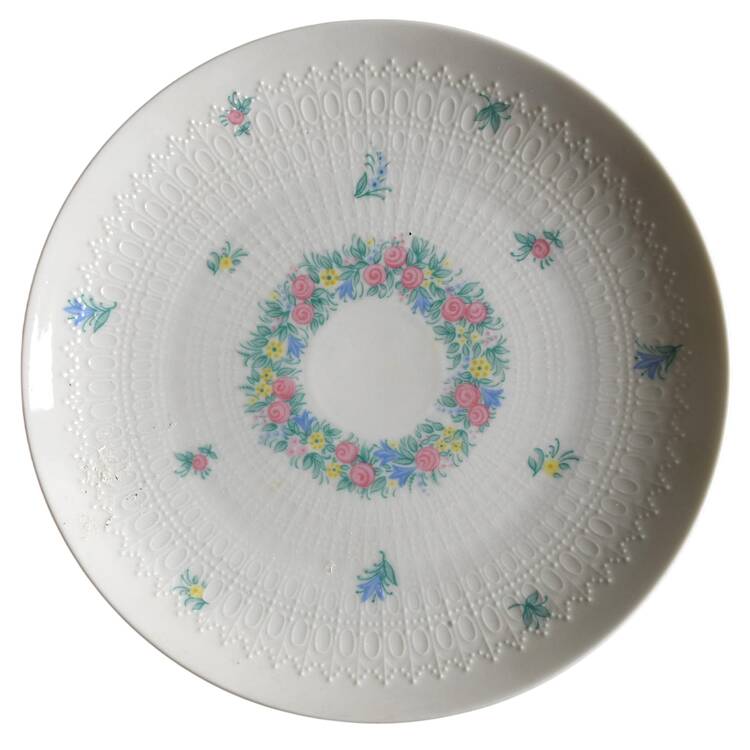 Garland (Multicolor, Romance) Dessert/Pie Plate