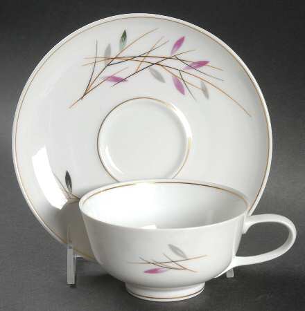 Geisha Flat Cup & Saucer Set