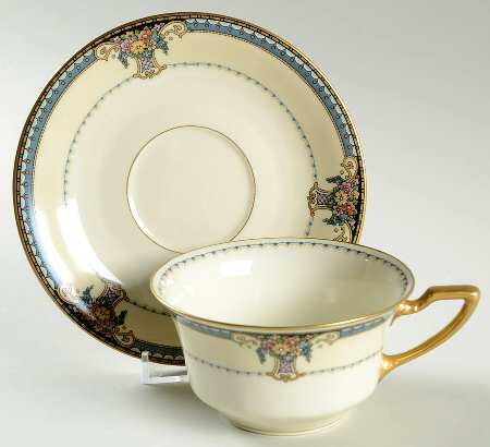 Gladmere Flat Cup & Saucer Set