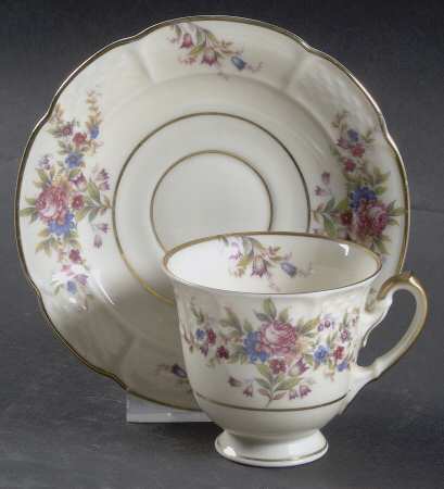 Glenbrook Footed Demitasse Cup & Saucer Set