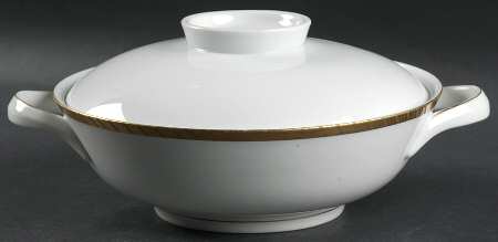 Gloriette Round Covered Vegetable