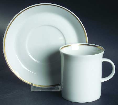 Gold Band (Linear) Flat Cup & Saucer Set