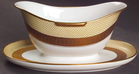 Golden Grail Gravy Boat with Attached Underplate