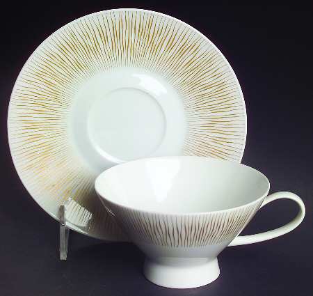 Goldstrahlen Footed Cup & Saucer Set