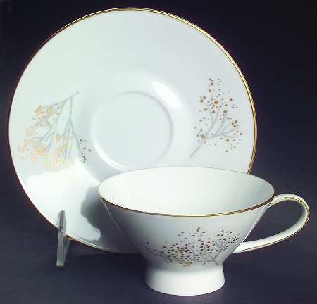 Goldzweig Footed Cup & Saucer Set