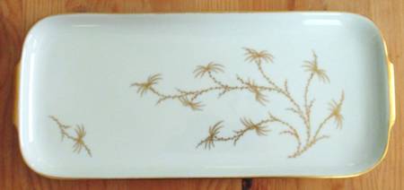 Golden Palm (White, Coupe) Large Sandwich Tray