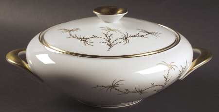 Golden Palm (White, Coupe) Round Covered Vegetable