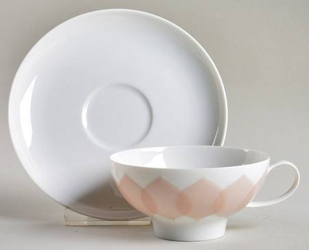 Gravad Flat Cup & Saucer Set