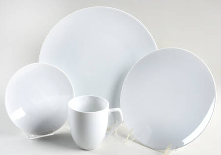 Gropius White 32 Piece Estate Set