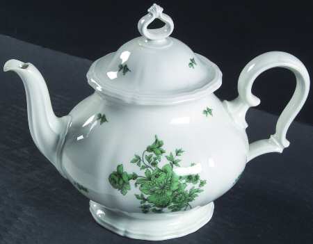 Greenbriar Teapot & Lid