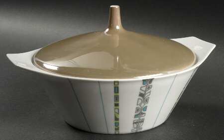 Greenwood Round Covered Vegetable