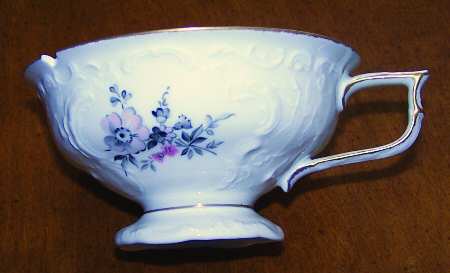 Grey Rose Footed Cup