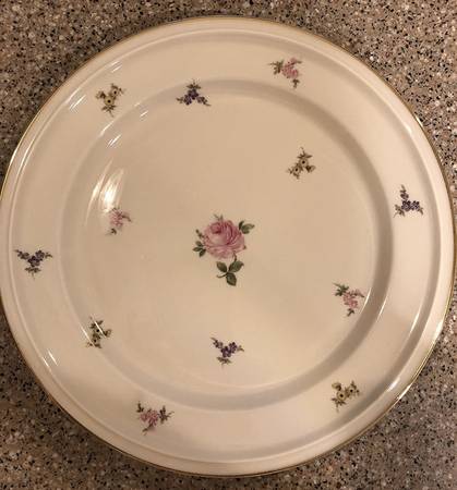 Hillside Dinner Plate
