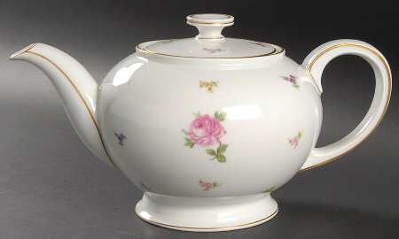Hillside Teapot & Lid
