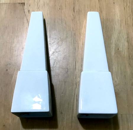 Il Faro White Salt & Pepper Set