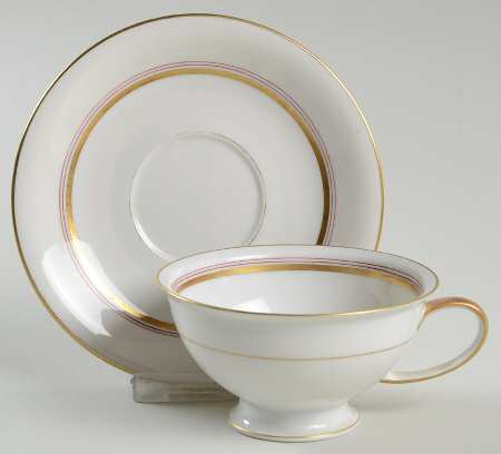 Interlude Footed Cup & Saucer Set