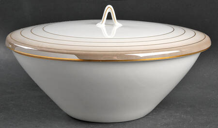 Iris (Classic Modern) Round Covered Vegetable-Uses RV9 as Base+CVLRV9