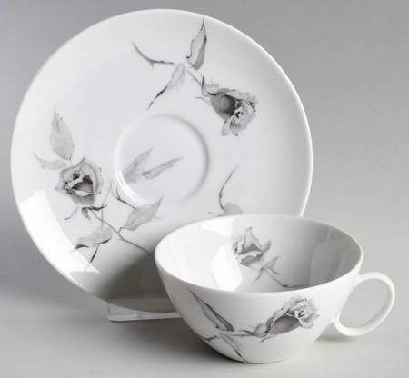 Jet Rose Flat Cup & Saucer Set