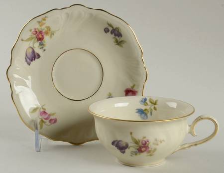 K2872 Flat Cup & Saucer Set