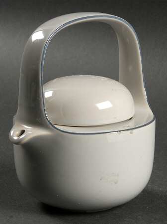 Kaari Grey Creamer & Lid