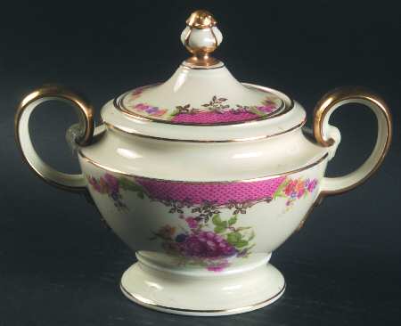 King's Rose (Cream Background, Scalloped) Sugar Bowl & Lid