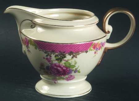 King's Rose (Cream Background, Scalloped) Creamer