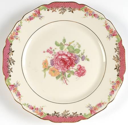 King's Rose (Cream Background, Scalloped) Salad Plate