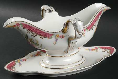 King's Rose (White Background, 1-8" Trim) Gravy Boat with Attached Underplate
